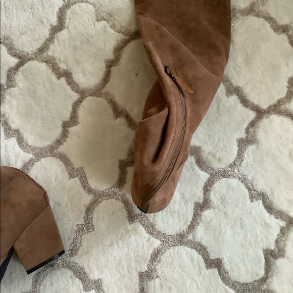 Brand new, no tags, over the knee boots. - Picture 3 of 4